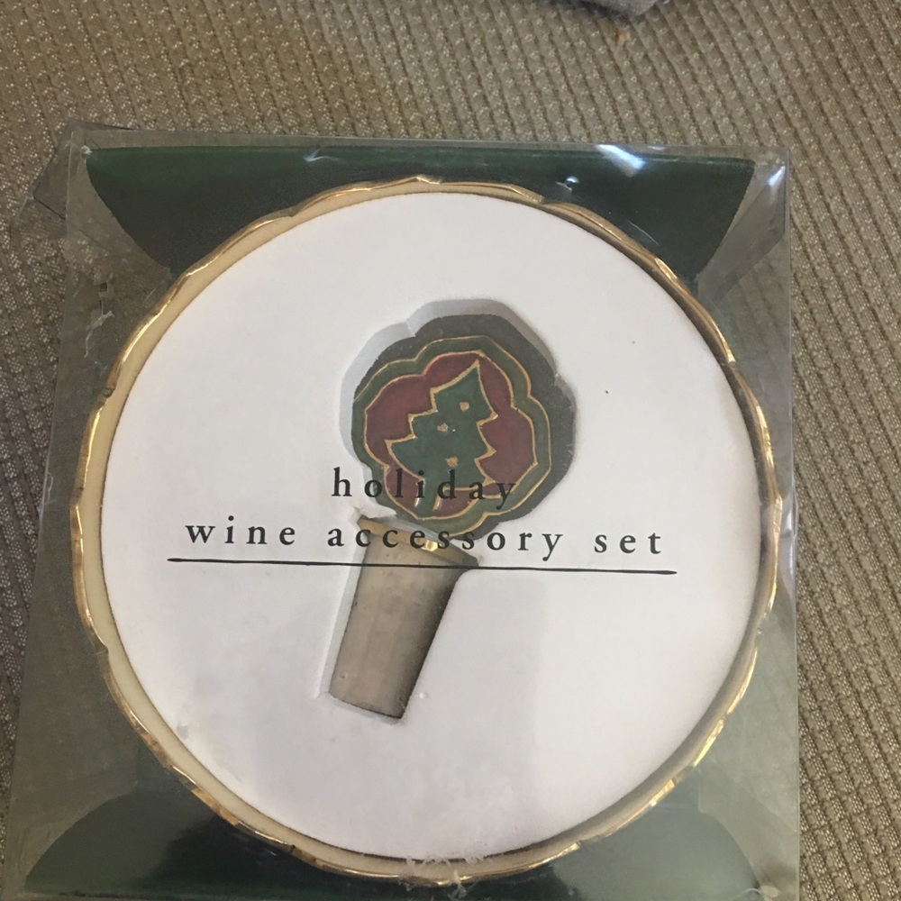 Pier 1 Imports Christmas bottle stopper and wine coaster set